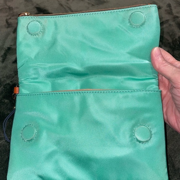 Host Pick Dooney and Bourke Wristlet. - Picture 6 of 11